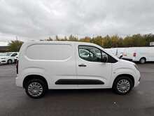 Vauxhall Combo 1.6 Turbo D 2300 Sportive SWB AIR CON Panel Van 4dr Diesel Manual L1 H1 Euro 6 (s/s) (100 ps)