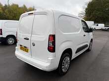 Vauxhall Combo 1.6 Turbo D 2300 Sportive SWB AIR CON Panel Van 4dr Diesel Manual L1 H1 Euro 6 (s/s) (100 ps)