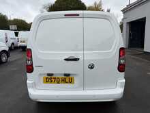 Vauxhall Combo 1.6 Turbo D 2300 Sportive SWB AIR CON Panel Van 4dr Diesel Manual L1 H1 Euro 6 (s/s) (100 ps)