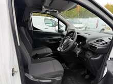 Vauxhall Combo 1.6 Turbo D 2300 Sportive SWB AIR CON Panel Van 4dr Diesel Manual L1 H1 Euro 6 (s/s) (100 ps)