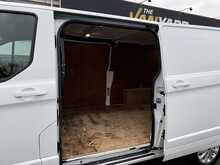 Ford Transit Custom 2.0 300 EcoBlue Limited LWB AIR CON Panel Van 5dr Diesel Manual L2 H1 Euro 6 (s/s) (130 ps)
