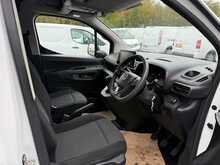 Vauxhall Combo 1.6 Turbo D 2300 Sportive SWB AIR CON Panel Van 4dr Diesel Manual L1 H1 Euro 6 (s/s) (100 ps)