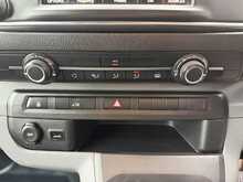 Vauxhall Vivaro 1.5 Turbo D 2900 Dynamic LWB AIR CON Panel Van 6dr Diesel Manual L2 H1 Euro 6 (s/s) (100 ps)