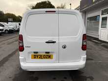 Vauxhall Combo 1.5 Turbo D 2300 Sportive LWB 3 SEATS AIR CON Van 4dr Diesel Manual L2 H1 Euro 6 (100 ps)