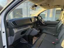 Vauxhall Vivaro 1.5 Turbo D 2900 Sportive Panel Van 5dr Diesel Manual L2 H1 Euro 6 (s/s) (100 ps)