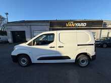 Vauxhall Combo 1.5 Turbo D 2000 Dynamic Panel Van 4dr Diesel Manual L1 H1 Euro 6 (100 ps)