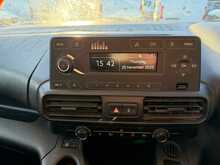 Vauxhall Combo 1.5 Turbo D 2000 Dynamic Panel Van 4dr Diesel Manual L1 H1 Euro 6 (100 ps)