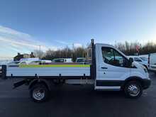 Ford Transit 2.0 350 EcoBlue Chassis Cab 2dr Diesel Manual RWD L2 H1 Euro 6 (DRW) (130 ps)