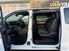 Vauxhall Vivaro Turbo D 3100 Sportive