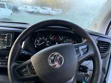 Vauxhall Vivaro Turbo D 3100 Sportive