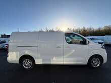 Vauxhall Vivaro Turbo D 2900 Sportive