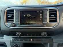 Vauxhall Vivaro Turbo D 2900 Sportive