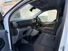 Vauxhall Vivaro Turbo D 2900 Dynamic LWB AIR CON