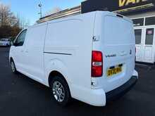 Vauxhall Vivaro 1.5 Turbo D 2900 Sportive Panel Van 5dr Diesel Manual L2 H1 Euro 6 (s/s) (100 ps)