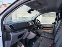 Vauxhall Vivaro 1.5 Turbo D 2900 Sportive Panel Van 5dr Diesel Manual L2 H1 Euro 6 (s/s) (100 ps)