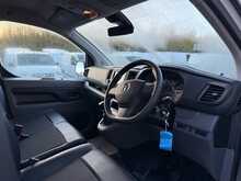Vauxhall Vivaro 1.5 Turbo D 2900 Sportive Panel Van 5dr Diesel Manual L2 H1 Euro 6 (s/s) (100 ps)