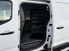 Vauxhall Combo 1.5 Turbo D 2300 Dynamic LWB AIR CON Van 4dr Diesel Manual L2 H1 Euro 6 (100 ps)