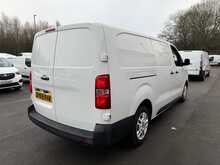 Vauxhall Vivaro 1.5 Turbo D 2900 Dynamic LWB AIR CON Van 6dr Diesel Manual L2 H1 Euro 6 (s/s) (100 ps)