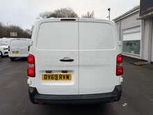 Vauxhall Vivaro 1.5 Turbo D 2900 Dynamic LWB AIR CON Van 6dr Diesel Manual L2 H1 Euro 6 (s/s) (100 ps)