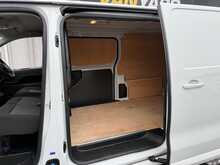Vauxhall Vivaro Turbo D 2900 Pro
