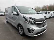 Vauxhall Vivaro 1.6 CDTi 2900 BiTurbo ecoFLEX Sportive Panel Van 5dr Diesel Manual L2 H1 Euro 5 (s/s) (120 ps)