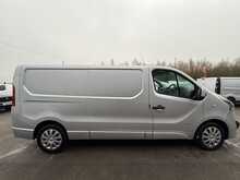 Vauxhall Vivaro 1.6 CDTi 2900 BiTurbo ecoFLEX Sportive Panel Van 5dr Diesel Manual L2 H1 Euro 5 (s/s) (120 ps)