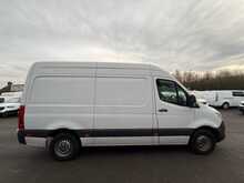 Mercedes-Benz Sprinter 2.1 314 CDI Progressive MWB Van 5dr Diesel Manual RWD L2 H2 Euro 6 (s/s) (143 ps)