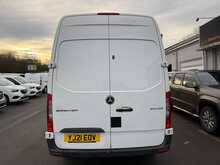 Mercedes-Benz Sprinter 2.1 314 CDI Progressive MWB Van 5dr Diesel Manual RWD L2 H2 Euro 6 (s/s) (143 ps)