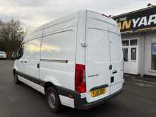 Mercedes-Benz Sprinter 2.1 314 CDI Progressive MWB Van 5dr Diesel Manual RWD L2 H2 Euro 6 (s/s) (143 ps)