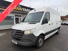 Mercedes-Benz Sprinter 2.1 314 CDI Progressive MWB Van 5dr Diesel Manual RWD L2 H2 Euro 6 (s/s) (143 ps)
