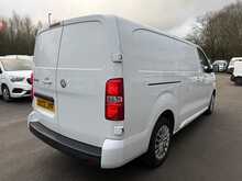 Vauxhall Vivaro 1.5 Turbo D 2900 Pro Panel LWB AIR CON REVERSE CAMERA 6dr Diesel Manual L2 H1 Euro 6 (s/s) (100 ps)