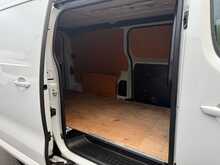 Vauxhall Vivaro 1.5 Turbo D 2900 Pro Panel LWB AIR CON REVERSE CAMERA 6dr Diesel Manual L2 H1 Euro 6 (s/s) (100 ps)