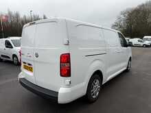 Vauxhall Vivaro Turbo D 2900 Sportive