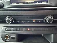 Vauxhall Vivaro Turbo D 2900 Sportive