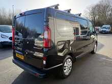 Renault Trafic 1.6 dCi 27 Sport Nav Panel Van 5dr Diesel Manual SWB Standard Roof Euro 6 (120 ps)