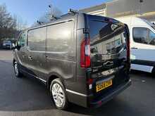 Renault Trafic 1.6 dCi 27 Sport Nav Panel Van 5dr Diesel Manual SWB Standard Roof Euro 6 (120 ps)