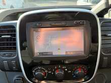 Renault Trafic 1.6 dCi 27 Sport Nav Panel Van 5dr Diesel Manual SWB Standard Roof Euro 6 (120 ps)