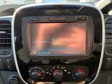 Renault Trafic 1.6 dCi 27 Sport Nav Panel Van 5dr Diesel Manual SWB Standard Roof Euro 6 (120 ps)