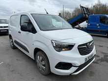 Vauxhall Combo 1.6 Turbo D 2300 Sportive SWB AIR CON Diesel Manual L1 H1 Euro 6 (s/s) (100 ps)