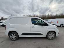 Vauxhall Combo 1.6 Turbo D 2300 Sportive SWB AIR CON Diesel Manual L1 H1 Euro 6 (s/s) (100 ps)