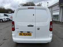 Vauxhall Combo 1.6 Turbo D 2300 Sportive SWB AIR CON Diesel Manual L1 H1 Euro 6 (s/s) (100 ps)
