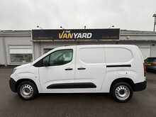 Peugeot Partner BlueHDi 950 Professional Premium +