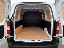 Peugeot Partner BlueHDi 950 Professional Premium +