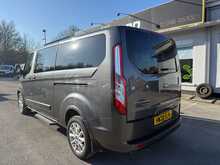 Ford Tourneo Custom 320 EcoBlue Titanium