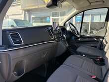 Ford Tourneo Custom 320 EcoBlue Titanium