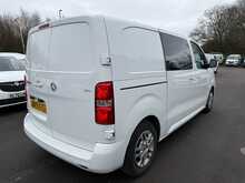Vauxhall Vivaro Crew Turbo D 2700 Sportive
