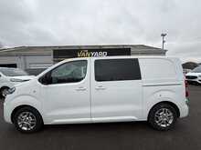Vauxhall Vivaro Crew Turbo D 2700 Sportive