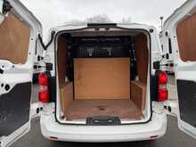 Vauxhall Vivaro Crew Turbo D 2700 Sportive