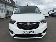 Vauxhall Combo 1.5 Turbo D 2300 Sportive 3 SEATS AIR CON SWB Van 4dr Diesel Manual L1 H1 Euro 6 (100 ps)