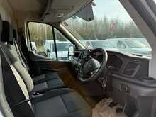 Ford Transit 350 EcoBlue Leader